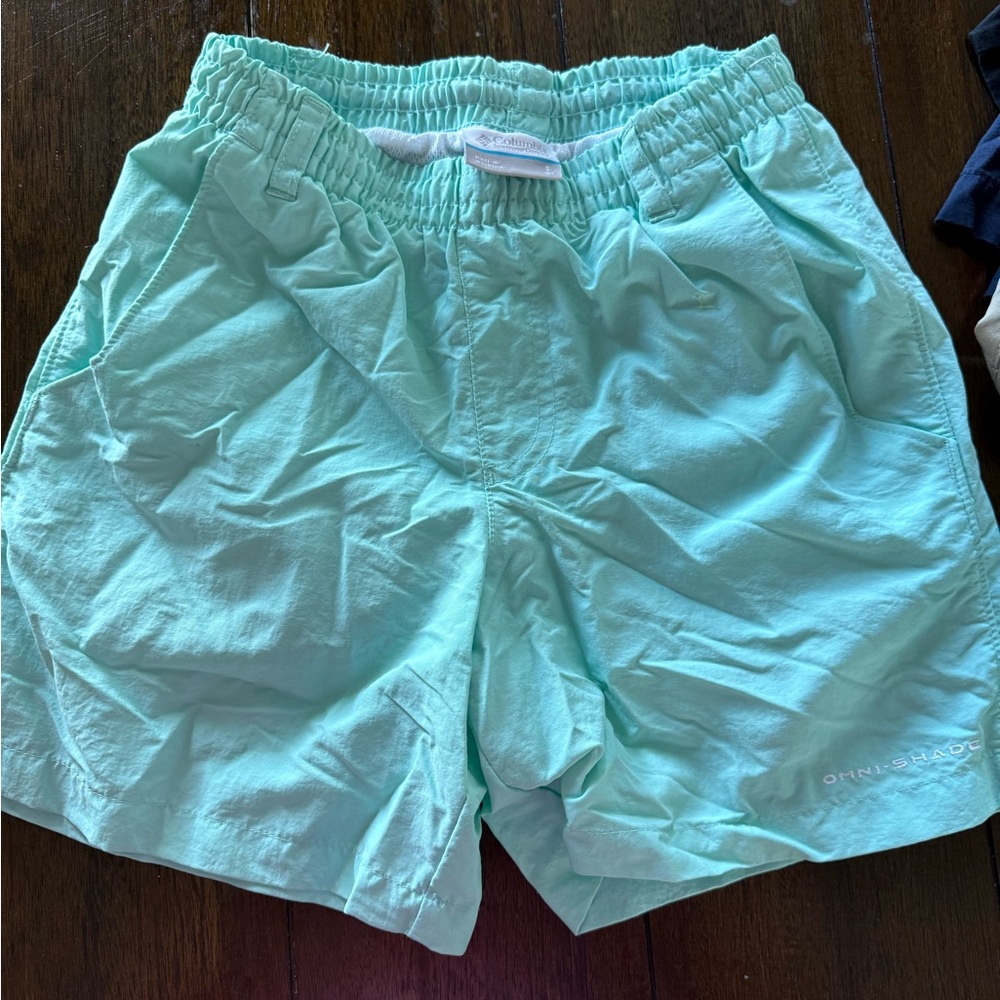 Columbia Omni Shade Elastic Shorts